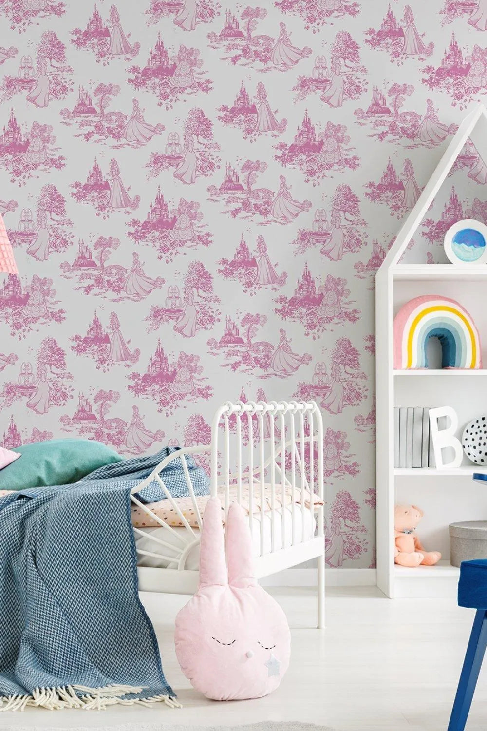 Princess Toile Wallpaper