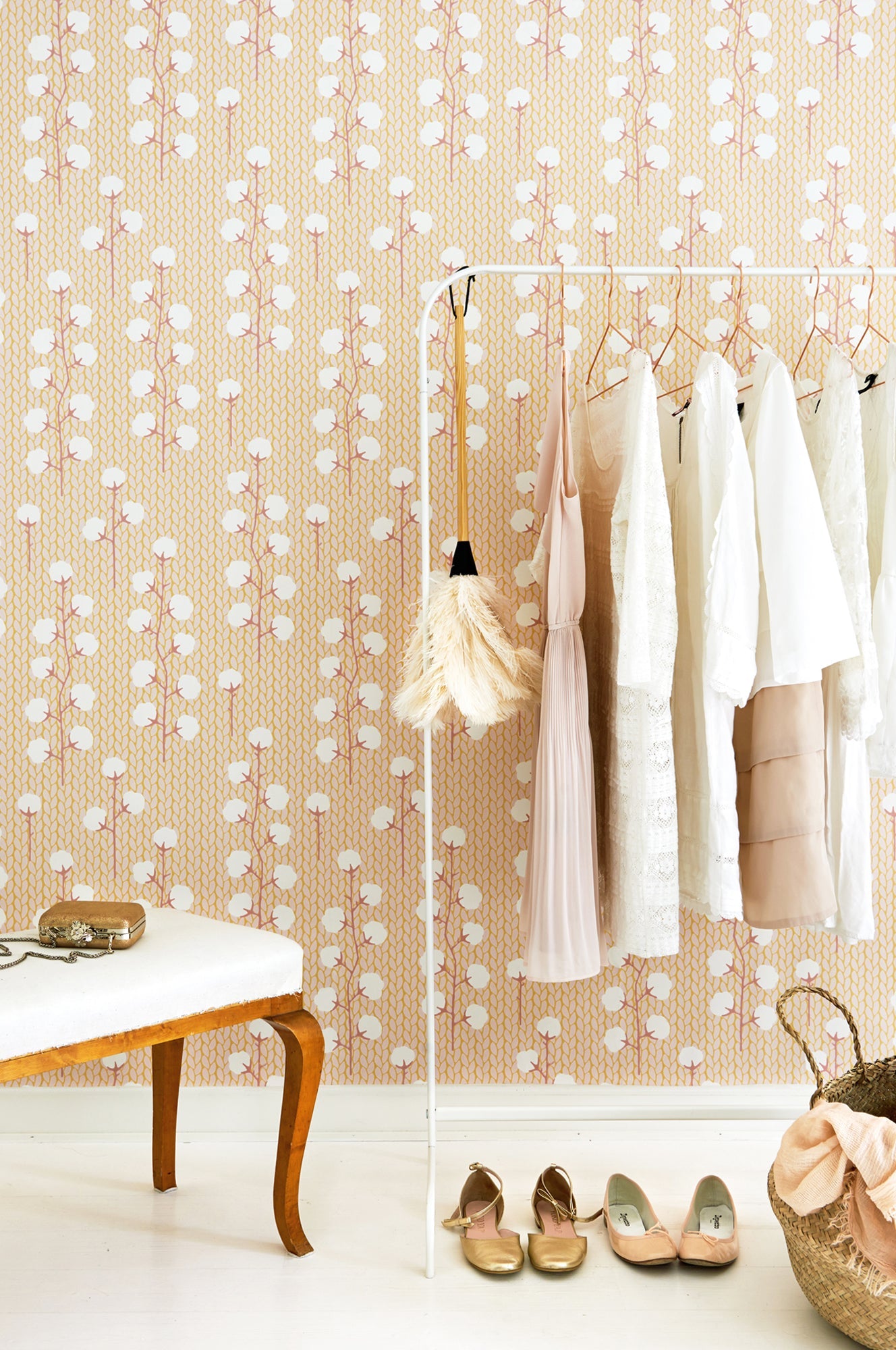 Sweet Cotton Soft Pink Wallpaper - Majvillan