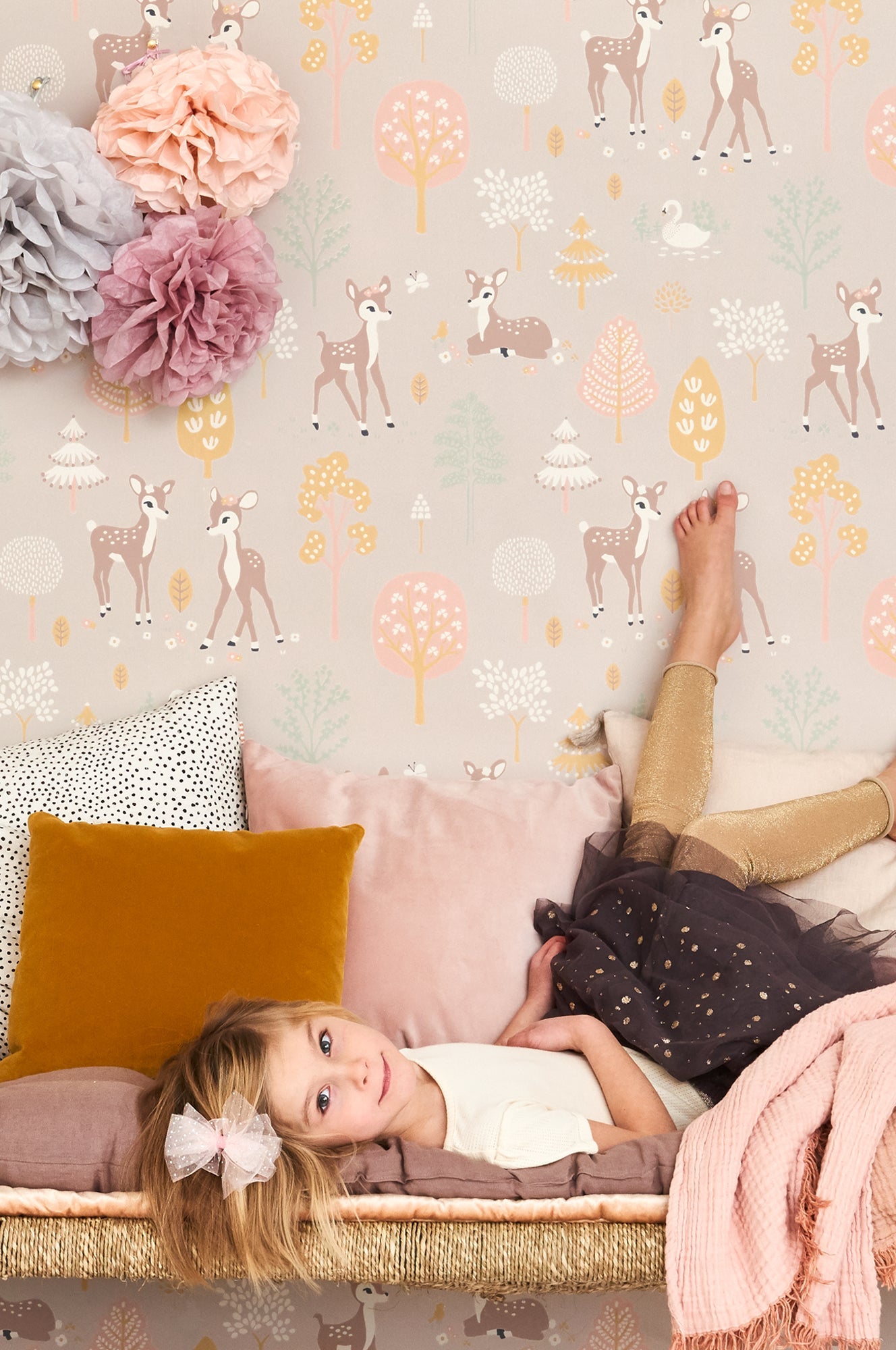 Golden Woods Dusty Lilac Wallpaper - Majvillan