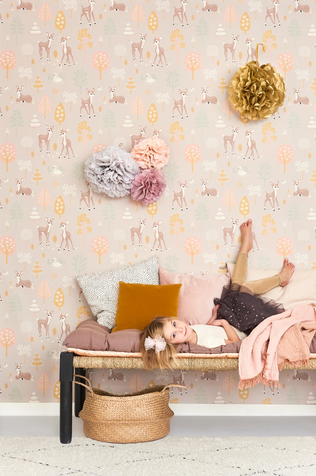 Golden Woods Dusty Lilac Wallpaper - Majvillan