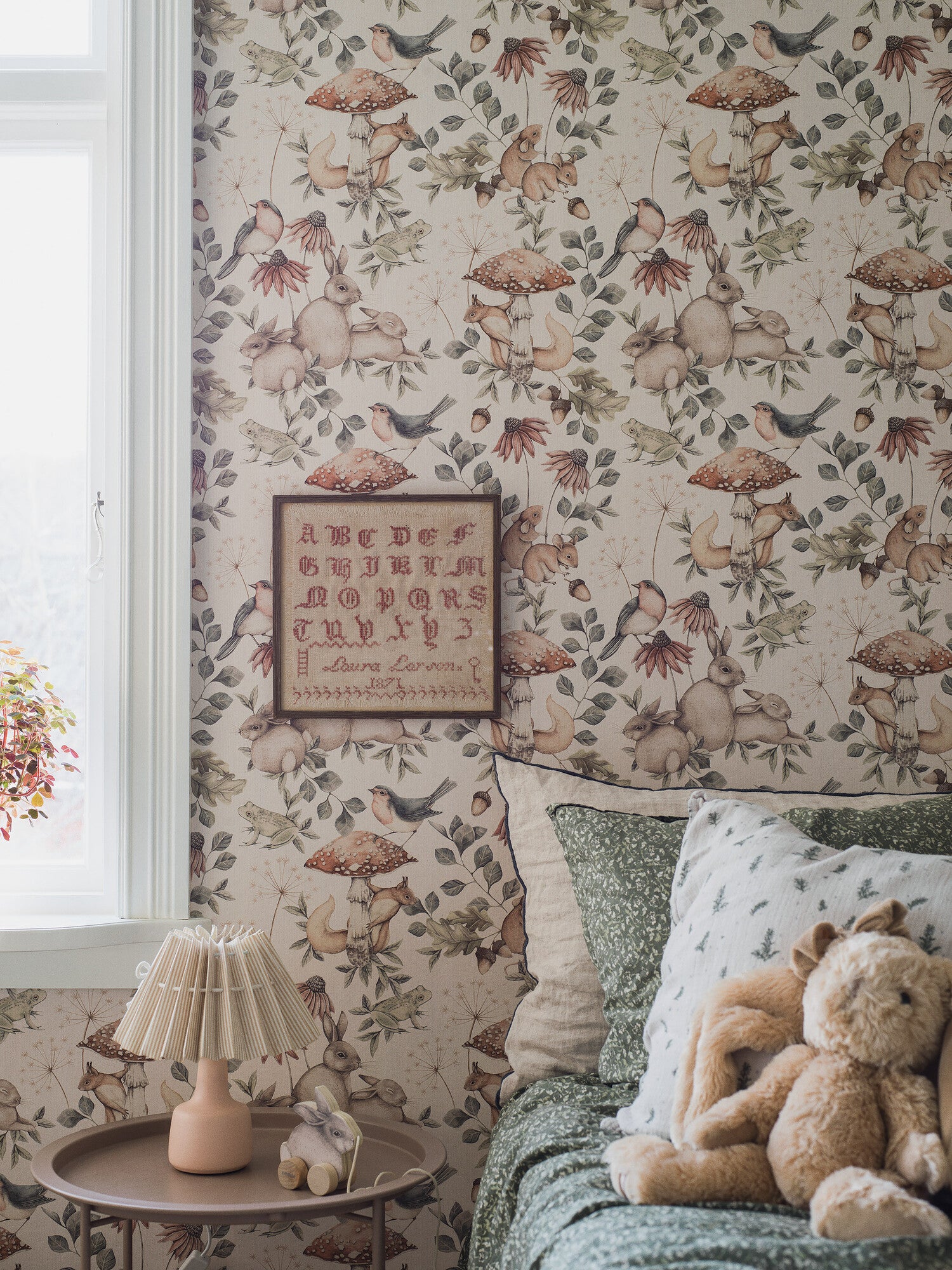Minou Nursery Room Wallpaper 2 - Pink