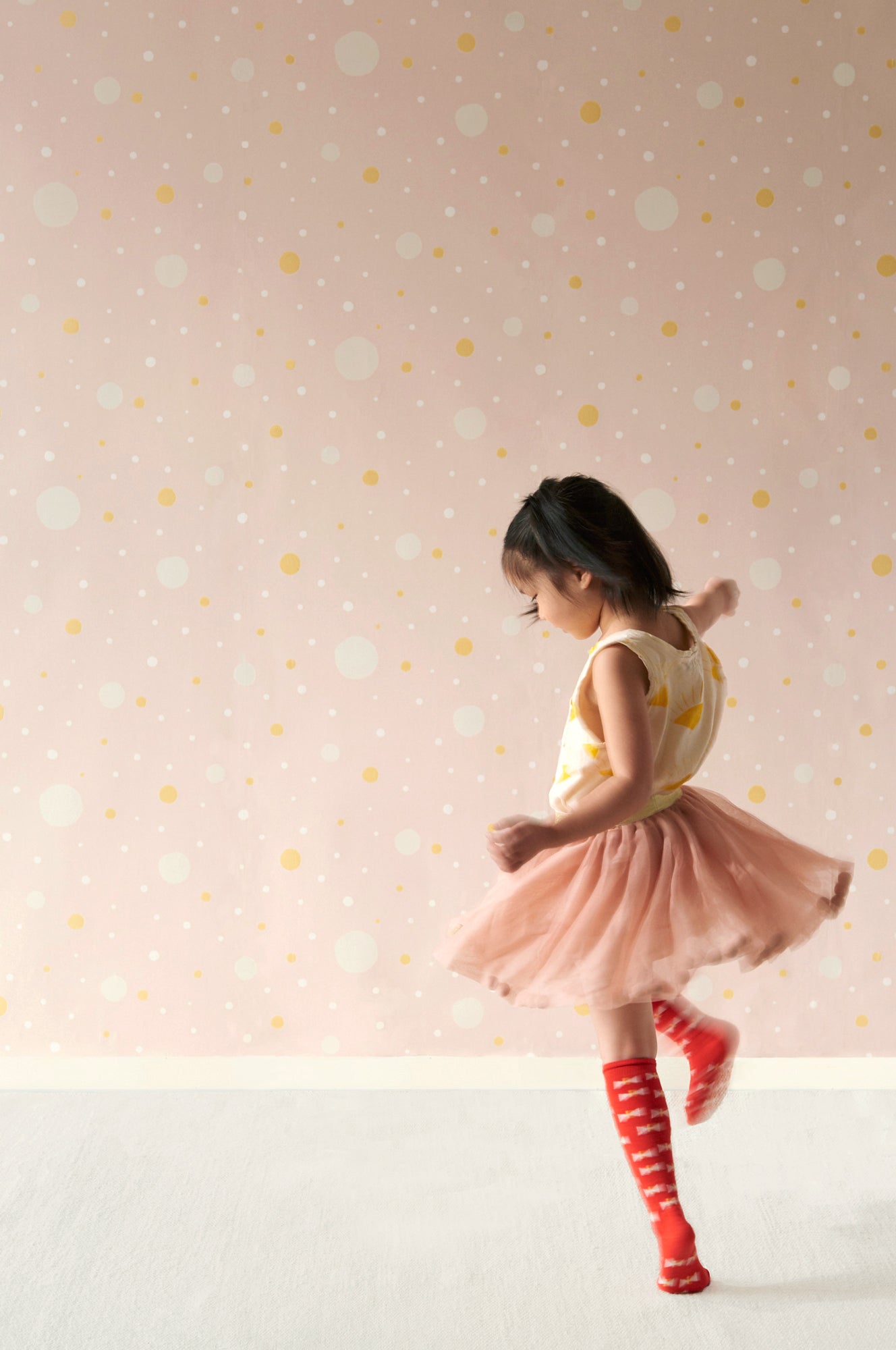 Confetti Soft Pink Wallpaper - Majvillan
