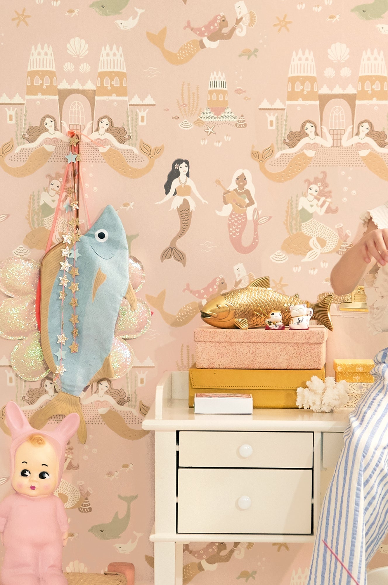 Mermaid Reef Sweet Pink Wallpaper - Majvillan