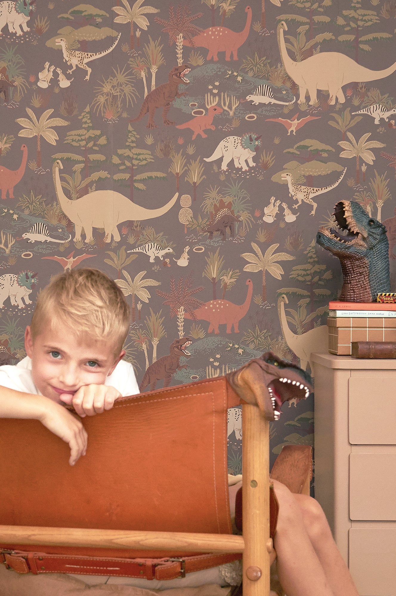 Dinosaur Vibes Evening Grey Wallpaper - Majvillan