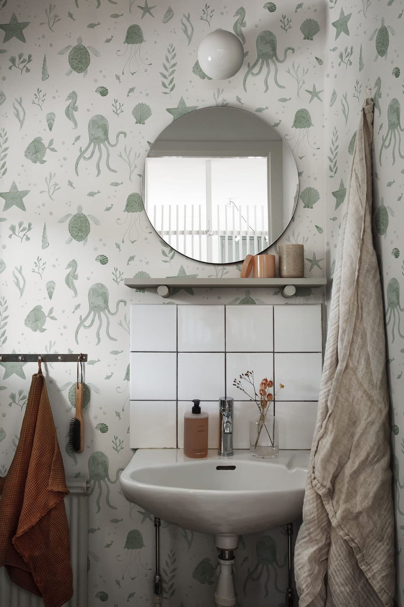 Della Nursery Room Wallpaper - Green