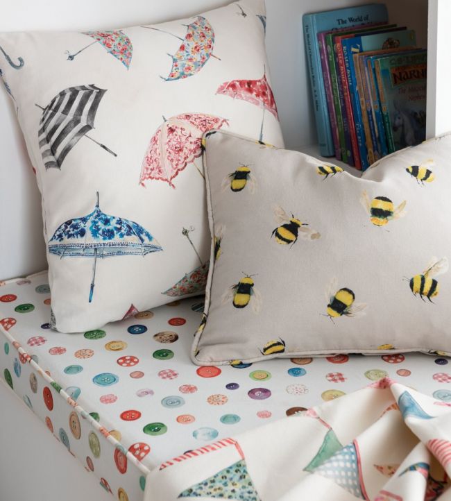 Bees Nursery Room Fabric - Cream