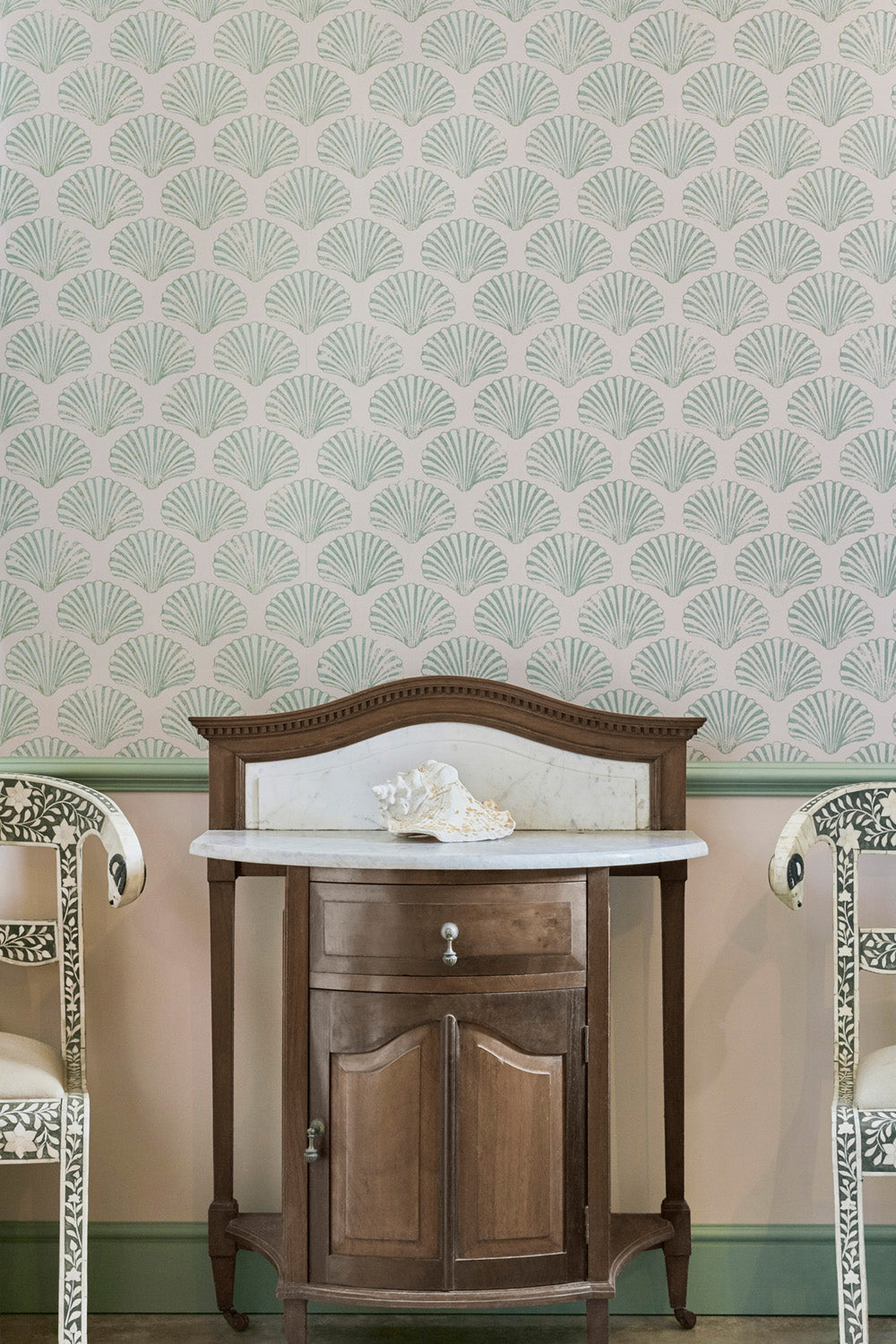 Scallop Shell Nursery Room Wallpaper 2 - Green